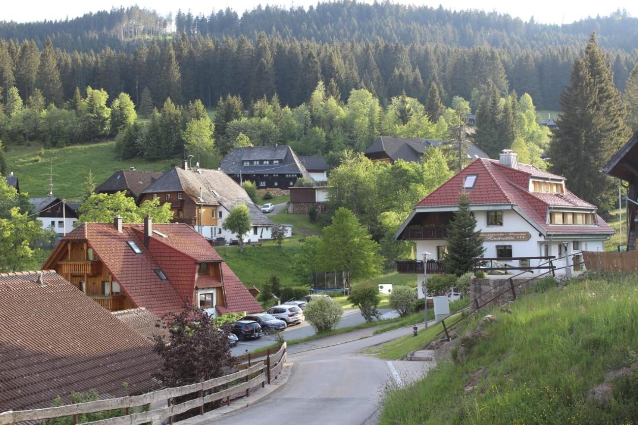 Schwarzwald-Hotel Kraeutle Feldberg  Kültér fotó